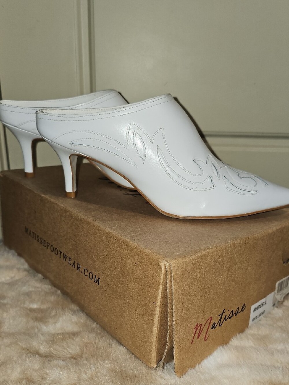 Matisse Women's White Leather Pointed Mule Heels Size 9 - Picture 4 of 10